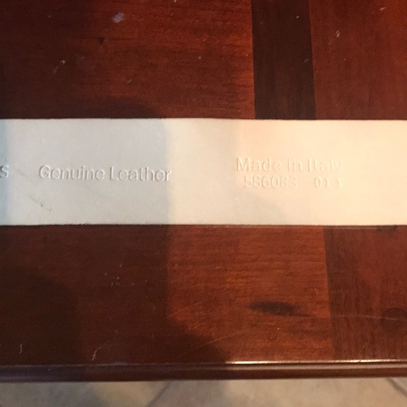 2 pcs Vince Camuto NWT Wristlet Banana Republ Belt - Picture 8 of 8